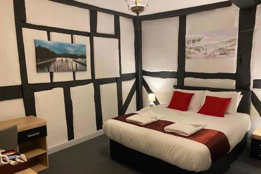 The Bugle Hotel Titchfield Экстерьер фото